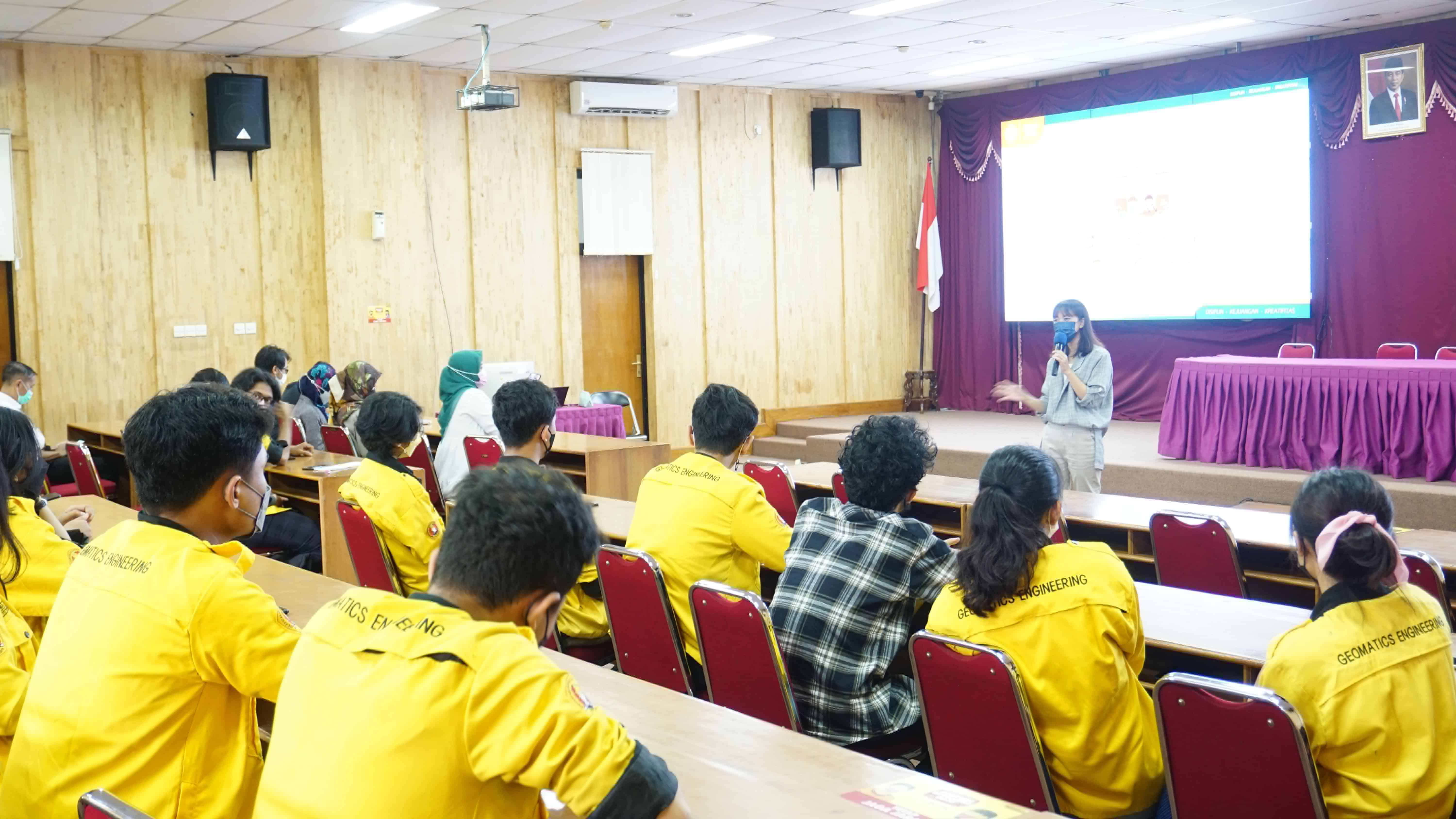 Program Studi Teknik Geomatika