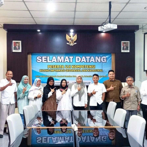 Dosen Teknik Geomatika UPN Veteran Yogyakarta Mengikuti Sertifikasi dan Uji Kompetensi yang diadakan oleh LSP Survey Pemetaan Ikatan Surveyor Indonesia